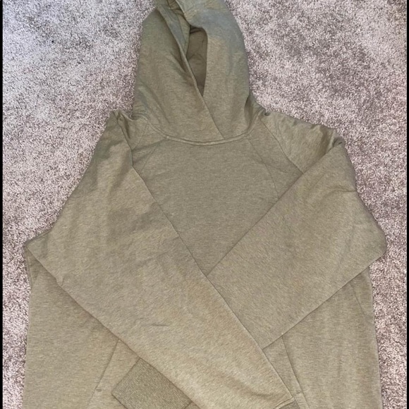 Lululemon Women’s Hoodie - Picture 1 of 3